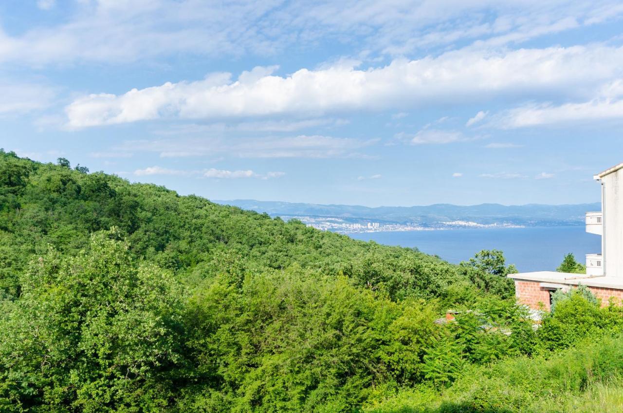 Apartments Marijana Ičići Esterno foto
