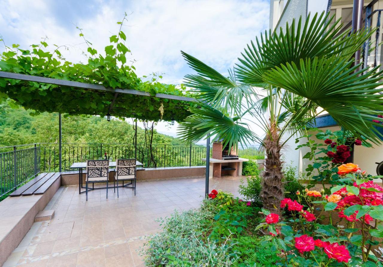 Apartments Marijana Ičići Esterno foto