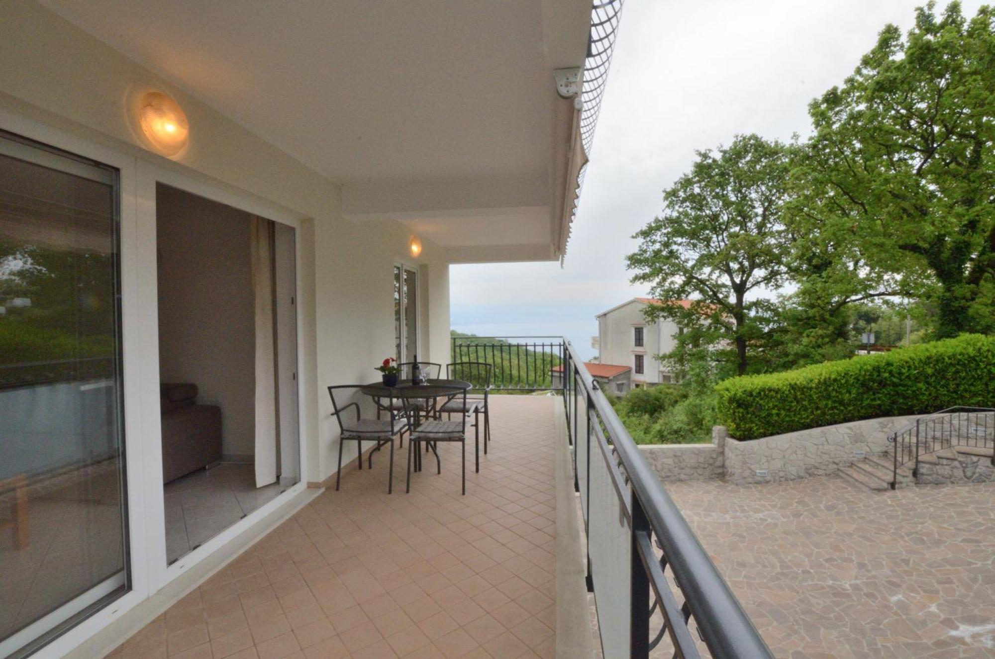 Apartments Marijana Ičići Esterno foto