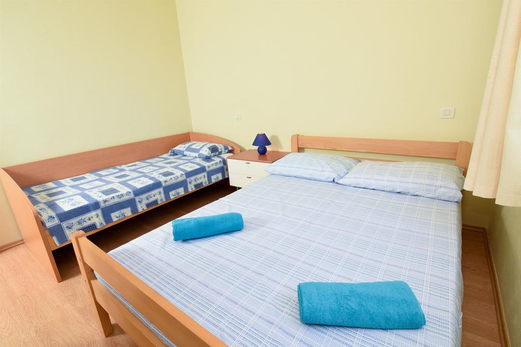 Apartments Marijana Ičići Esterno foto